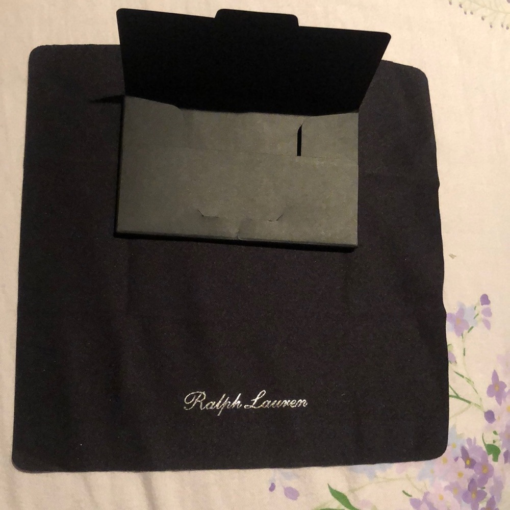 - 2 brand new never used authentic Ralph Lauren Cleaning cloths - Picture 2 of 3